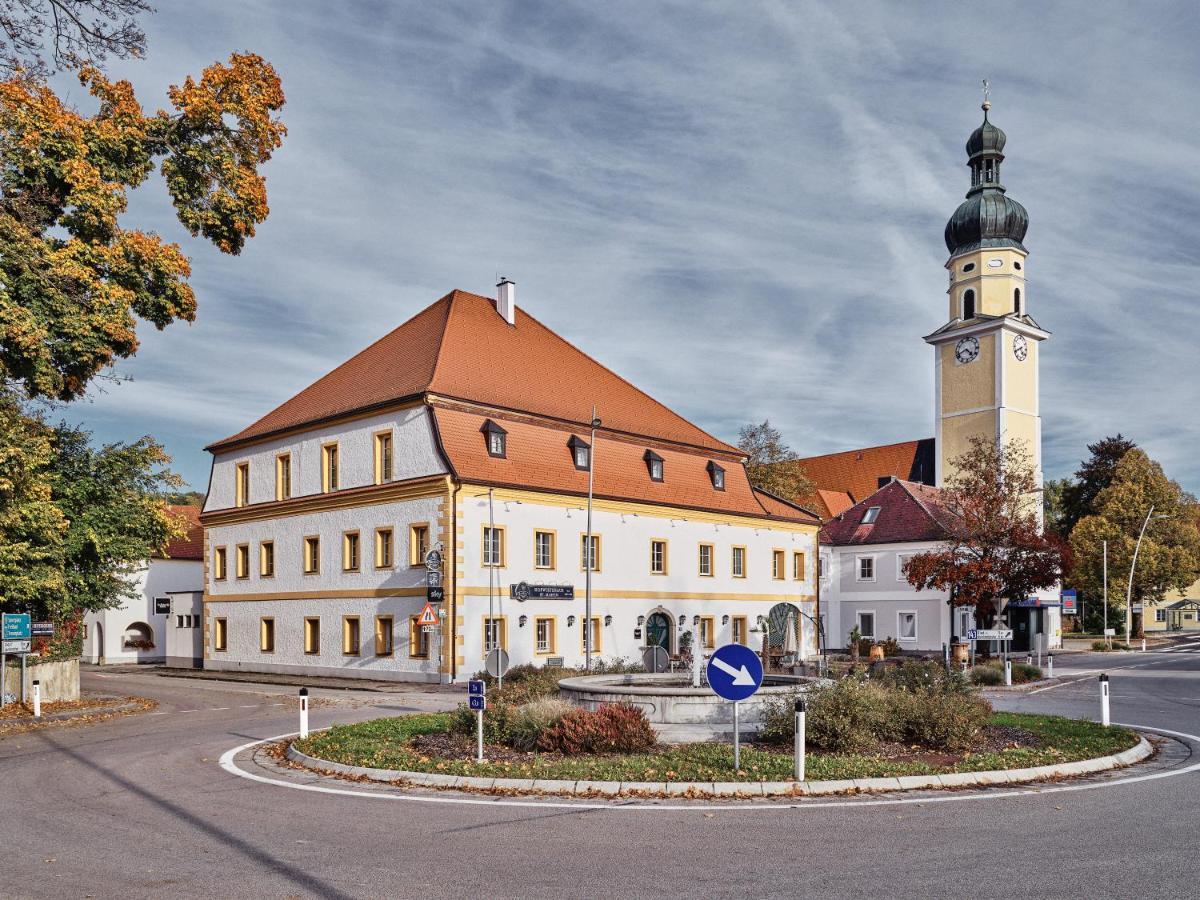 Hofwirthotel Sankt Martin im Innkreis Zewnętrze zdjęcie